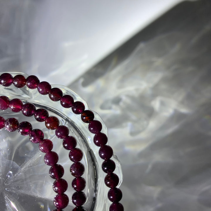 Rose Garnet Three Circles Bracelet